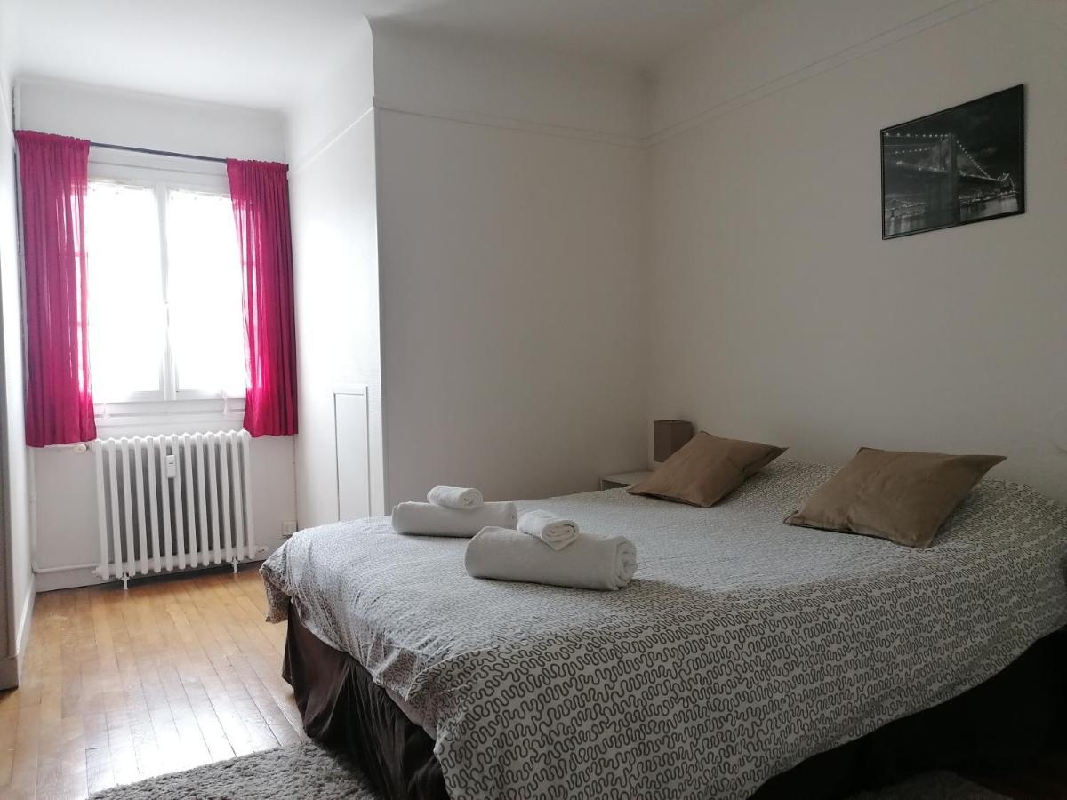 Appartement Ilianah Домфро Екстериор снимка