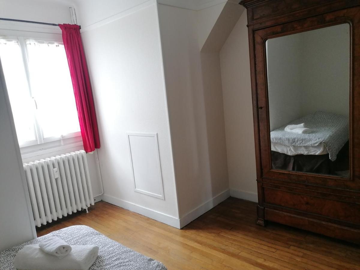 Appartement Ilianah Домфро Екстериор снимка