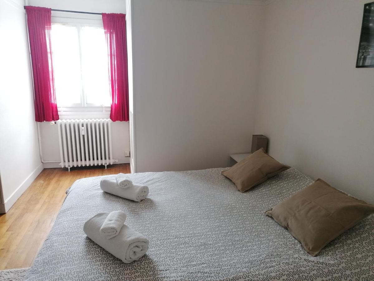 Appartement Ilianah Домфро Екстериор снимка