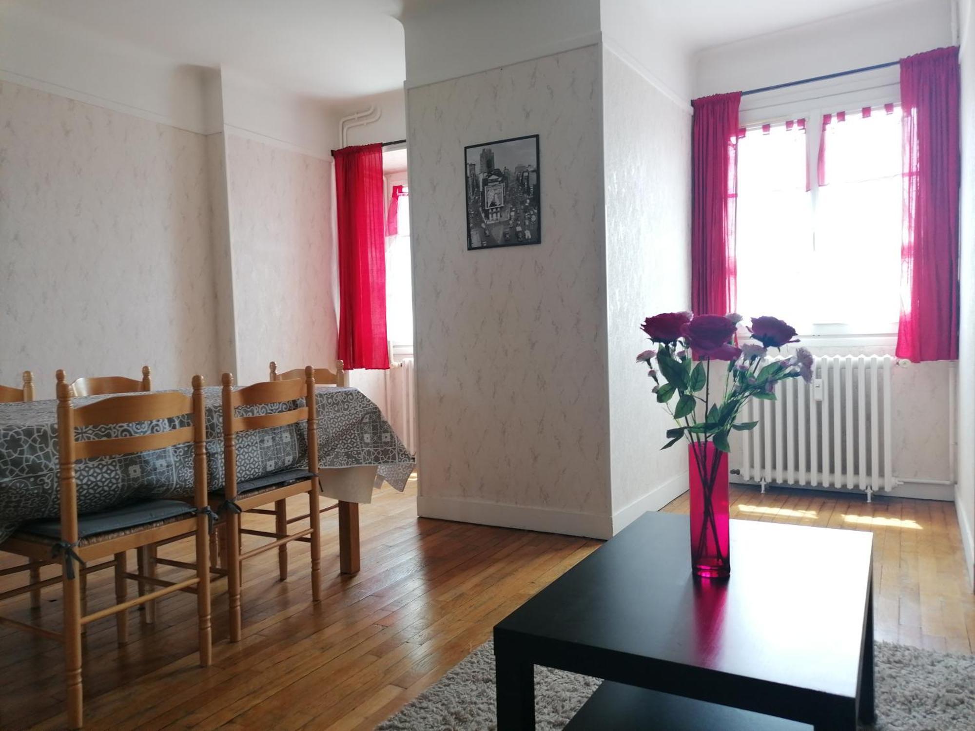 Appartement Ilianah Домфро Екстериор снимка